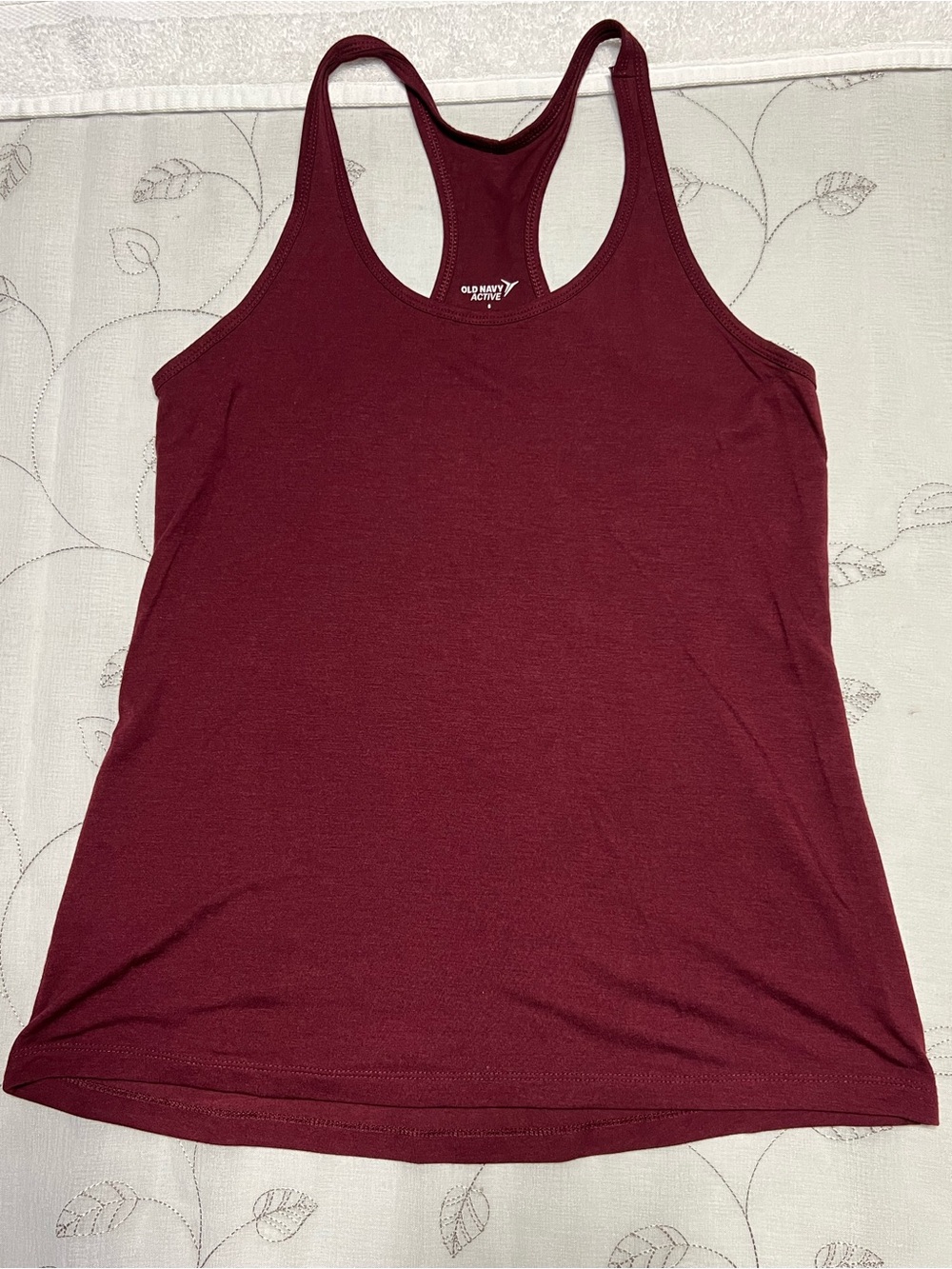 Old Navy Active Women's Burgundy Racerback Tank 54.5